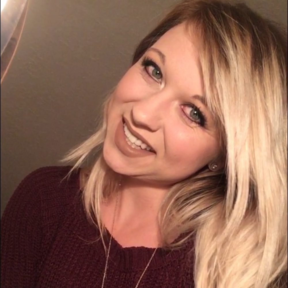 Meet your Posher, Lynn